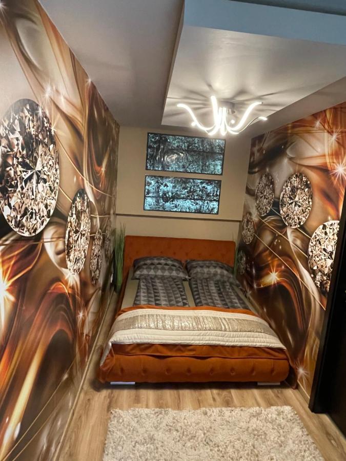 Mox Downtown Apartman Debrecen Buitenkant foto