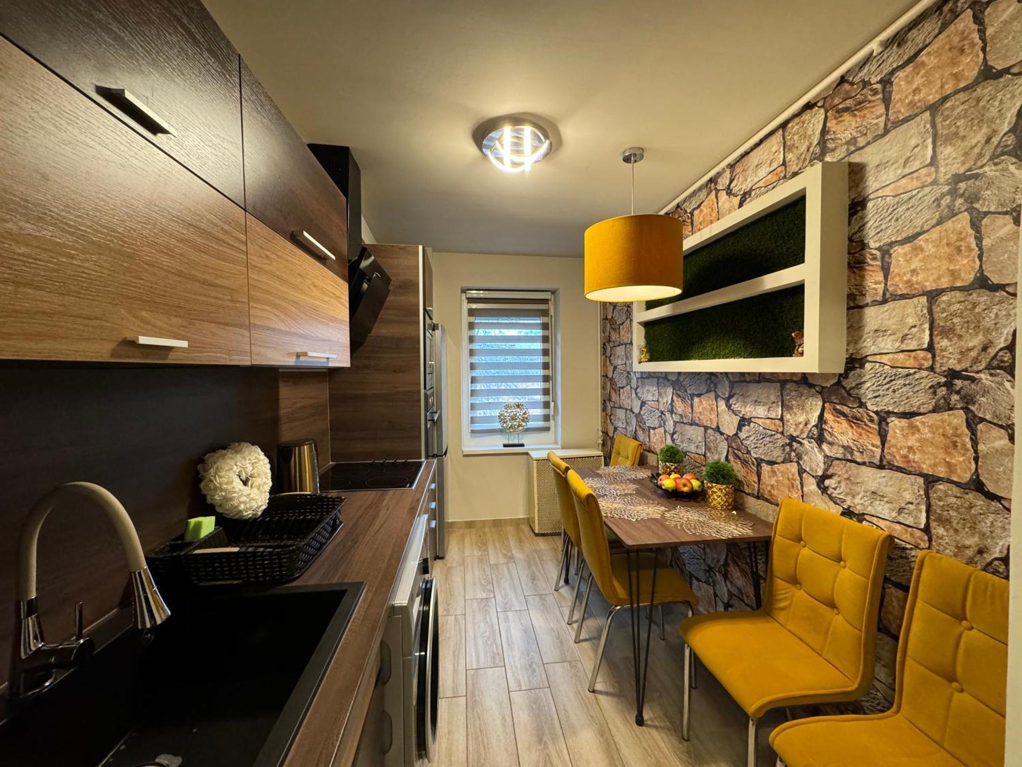 Mox Downtown Apartman Debrecen Buitenkant foto