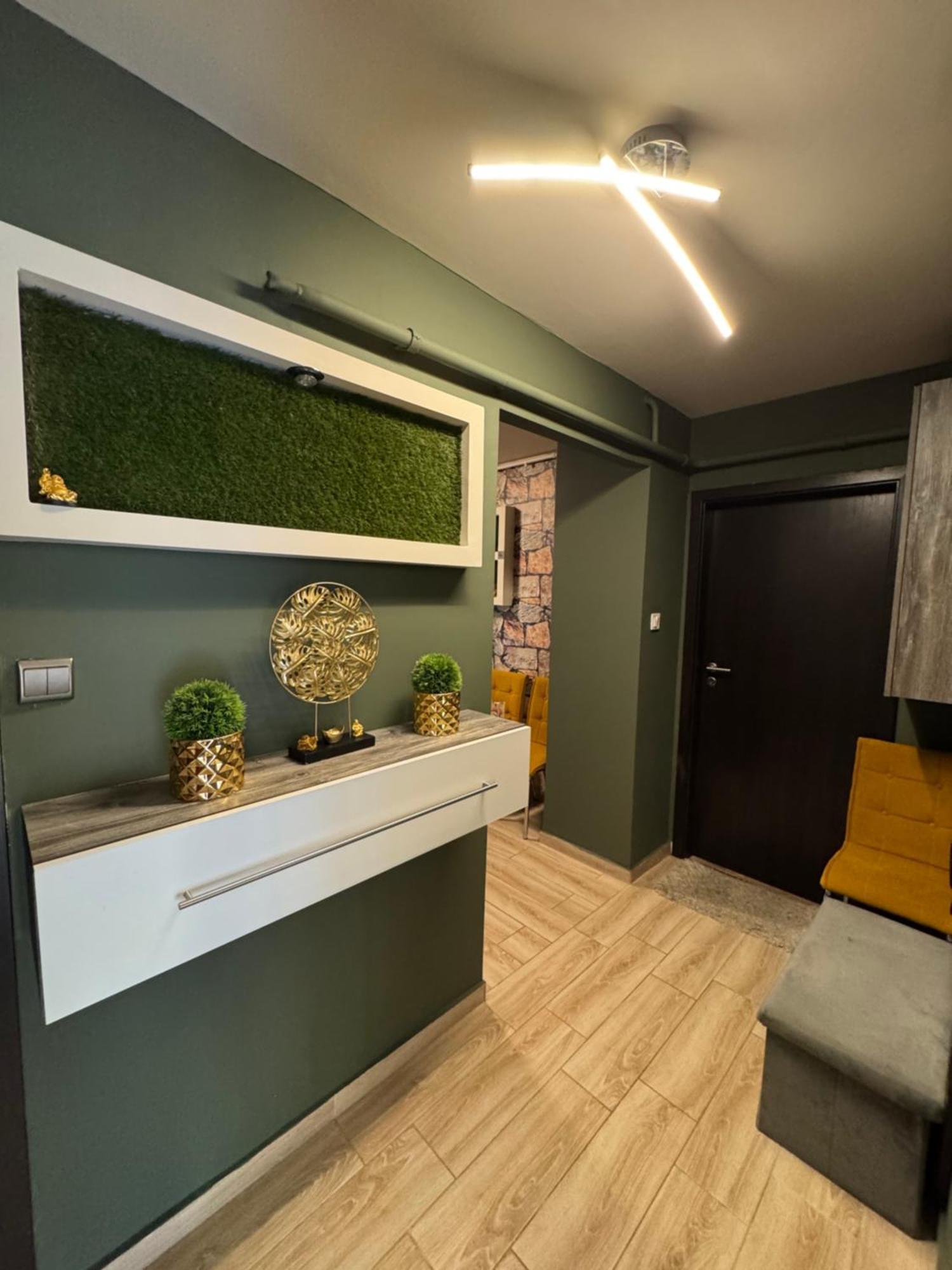 Mox Downtown Apartman Debrecen Buitenkant foto