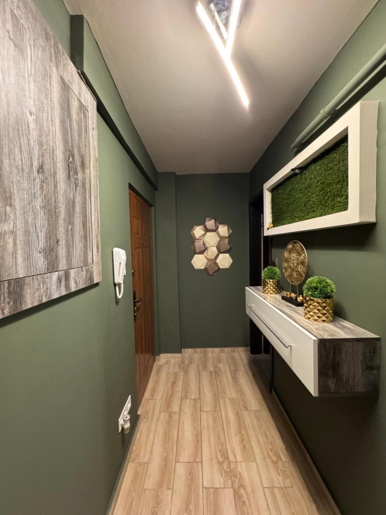 Mox Downtown Apartman Debrecen Buitenkant foto