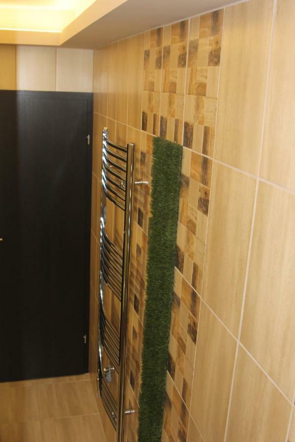 Mox Downtown Apartman Debrecen Buitenkant foto